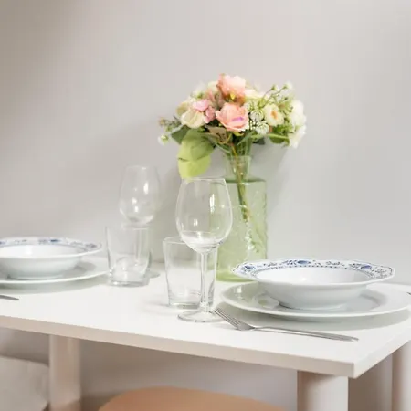 Beautiful Arciszewskiego By Renters Hotel *