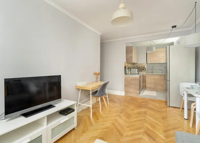 Beautiful Arciszewskiego By Renters Hotel